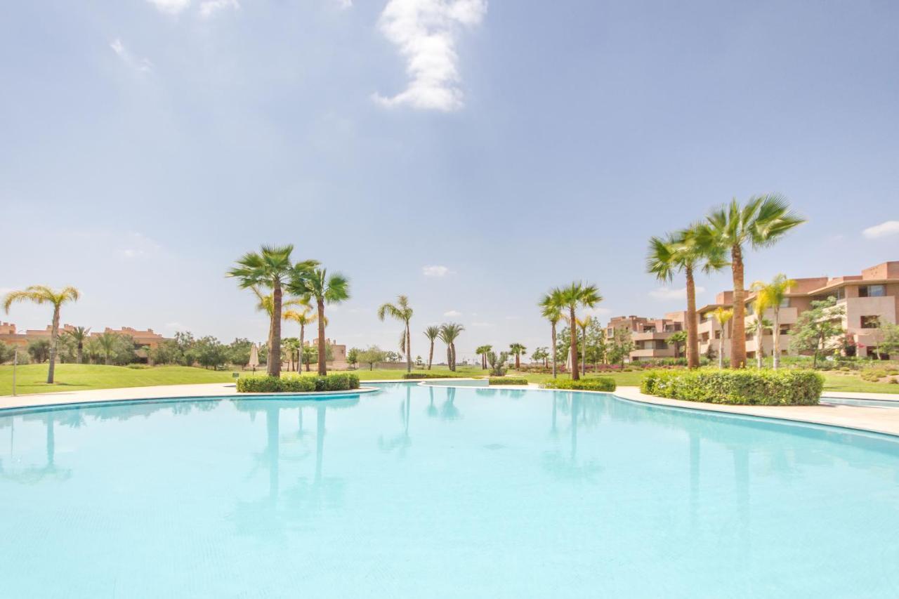 Lumineux Et Vue Degagee Sur Piscine A Prestigia Appartement Marrakesh